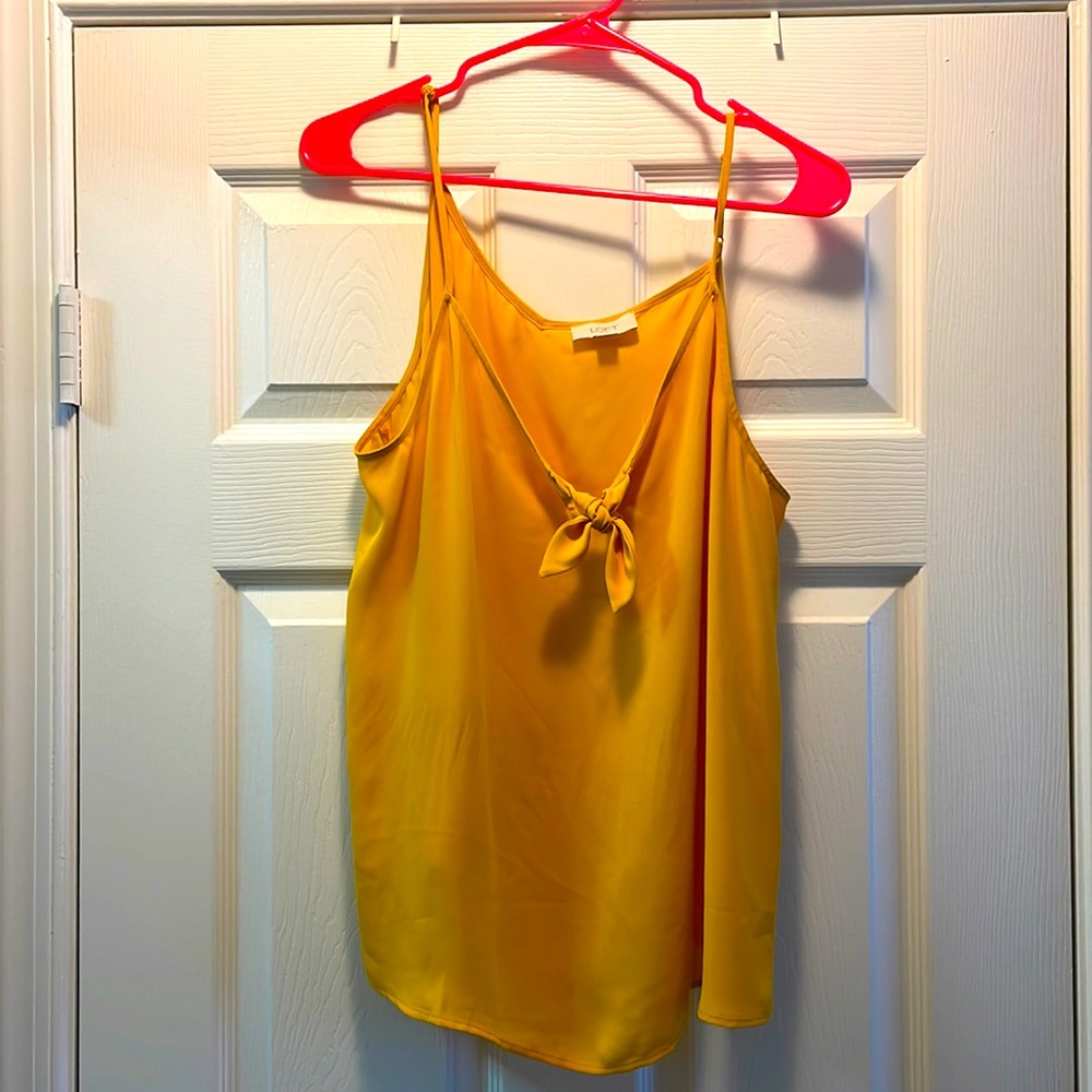Yellow tie front tank top large ✨ final reduction